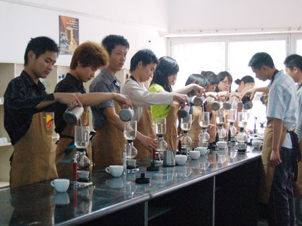 咖啡师培训_达州职业技术培训学校_达州美容