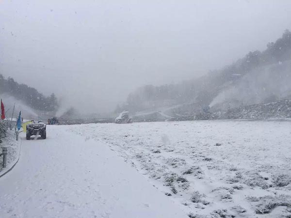 广元曾家山滑雪场,女皇温泉(赠送),昭化古城二日游